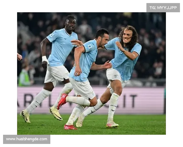 拉齐奥蓝鹰新战术深度解析：迎接挑战与战术革新的完美结合